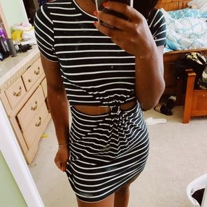 Bodycon tie knot dress